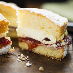 victoriaSponge
