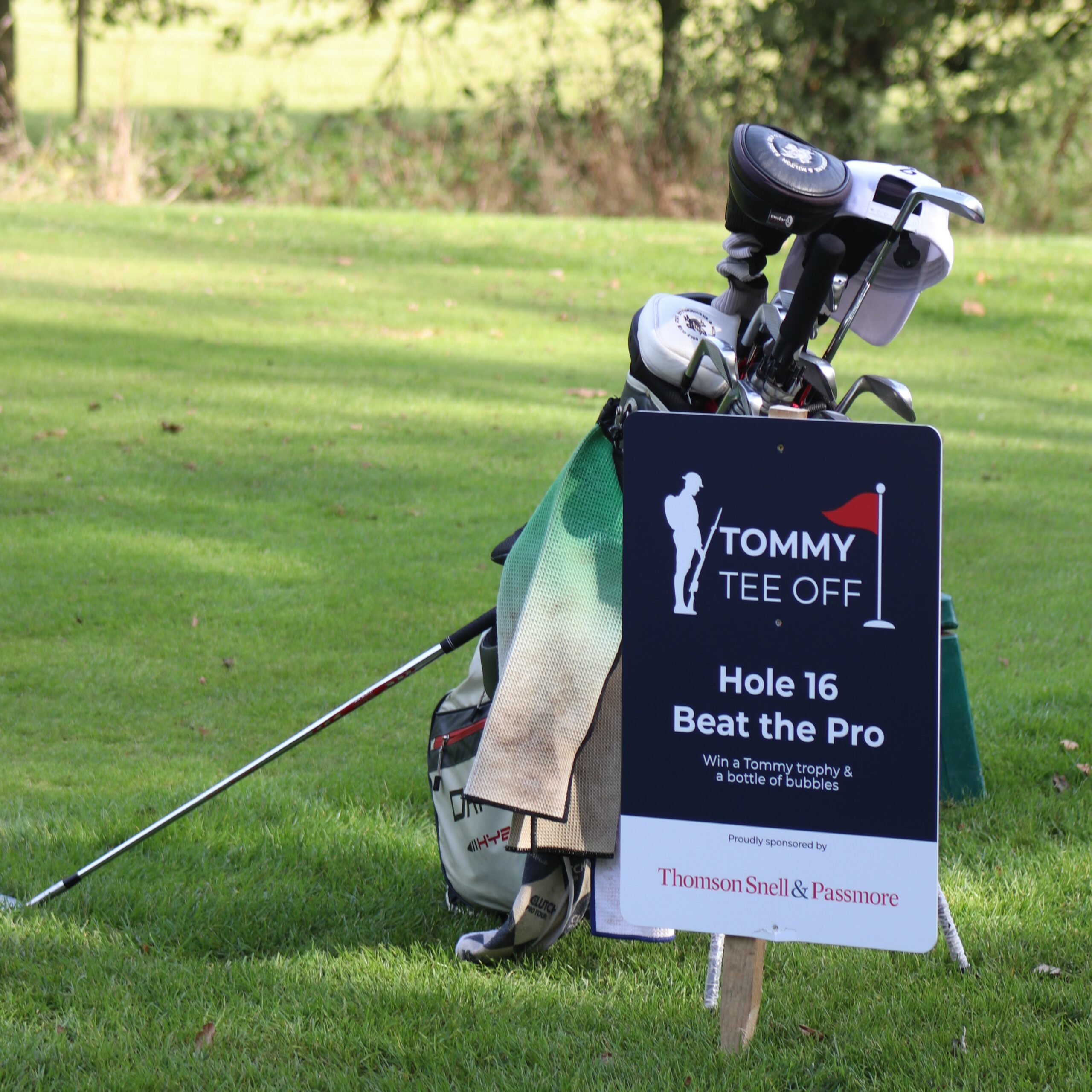 Hole in One £10,000 Sign on Golf Course